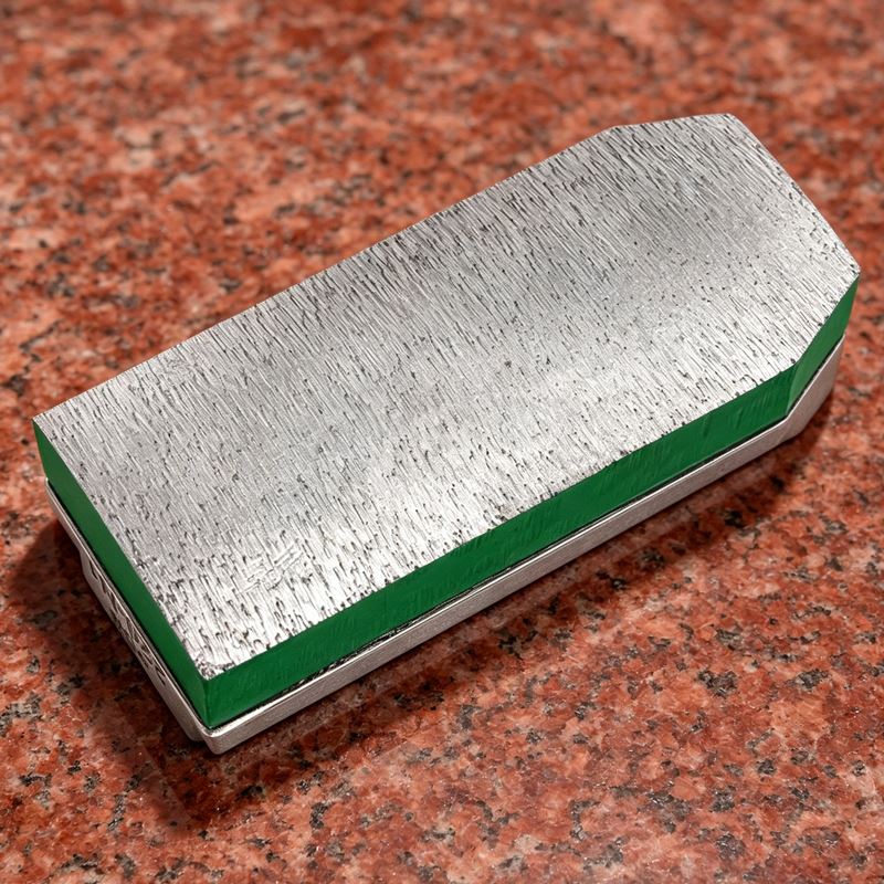 Fickerts de diamant-frittés entiers